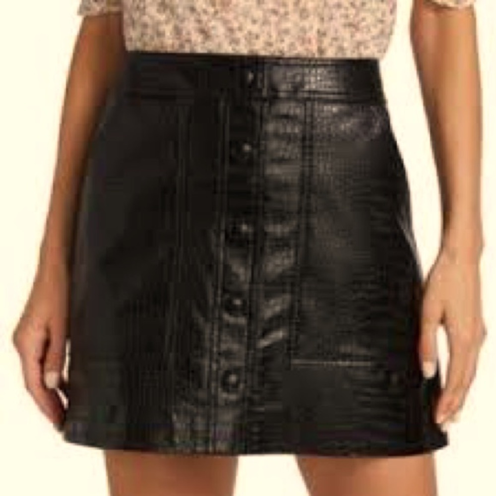 Vintage Catherine Malandrino Black Faux Snakeskin Leather Mini Skirt